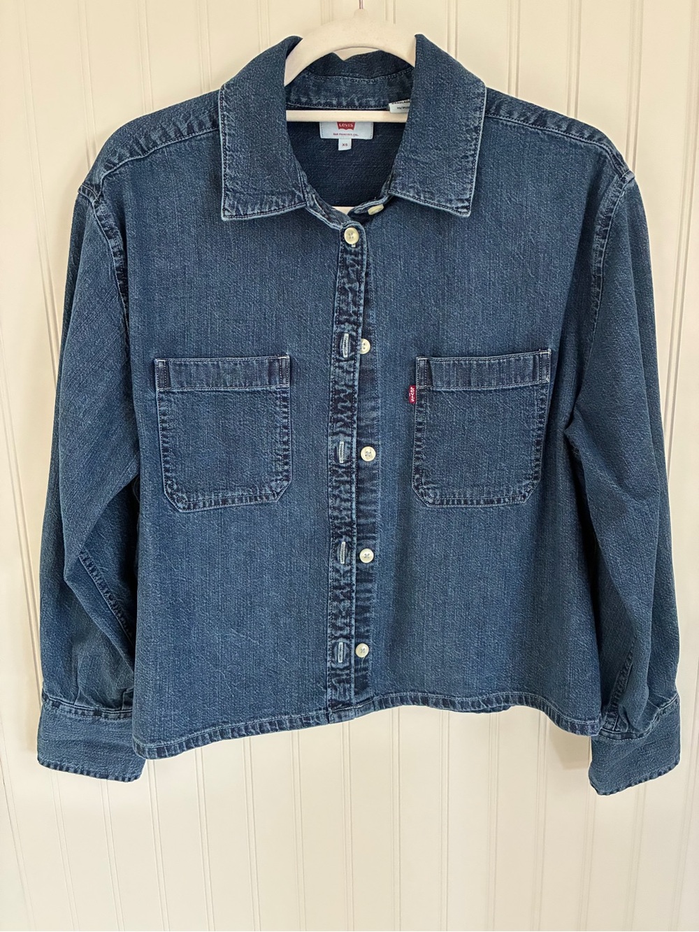 Levi's Women's Dark Indigo Denim cropped shirt